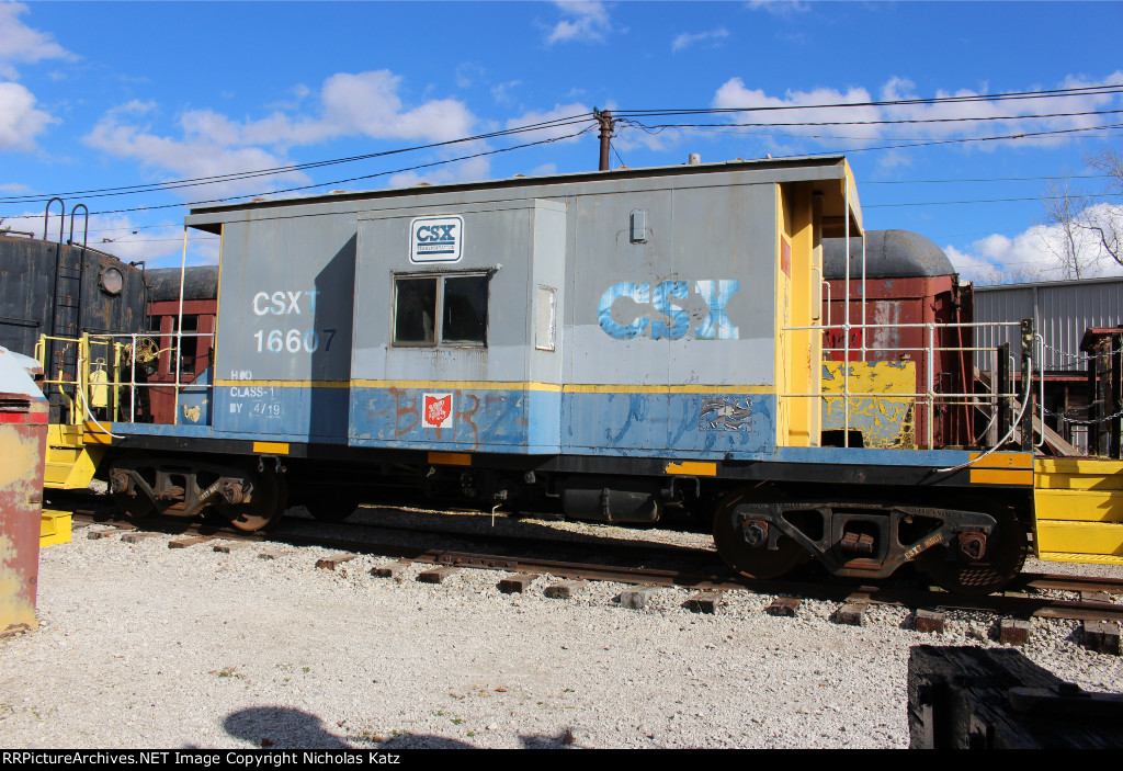 CSXT 16607